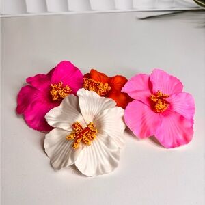 X4 Beautiful Hawaiian Hair Clips